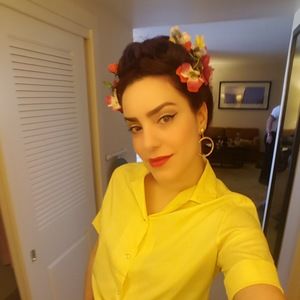 Meet your Posher, Vanessa